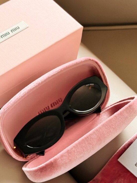Miu Miu  Sunglasses main image 5